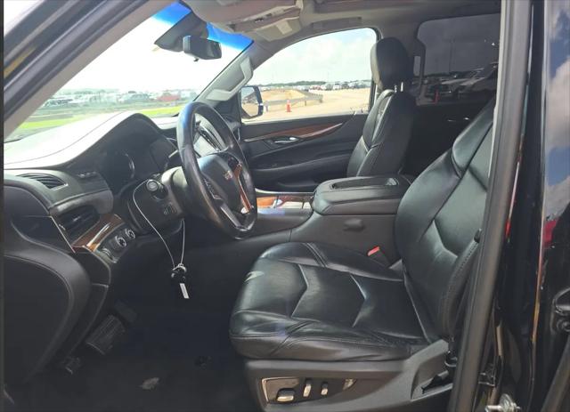 2018 Cadillac Escalade ESV Luxury