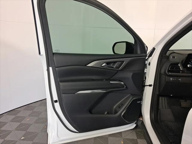 2024 Chevrolet Traverse FWD LT