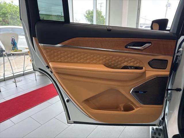 2024 Jeep Grand Cherokee L Summit Reserve 4x4