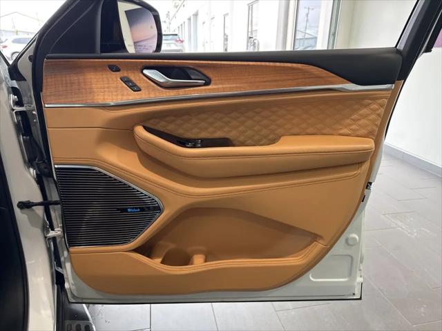 2024 Jeep Grand Cherokee L Summit Reserve 4x4