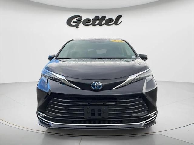2024 Toyota Sienna XLE