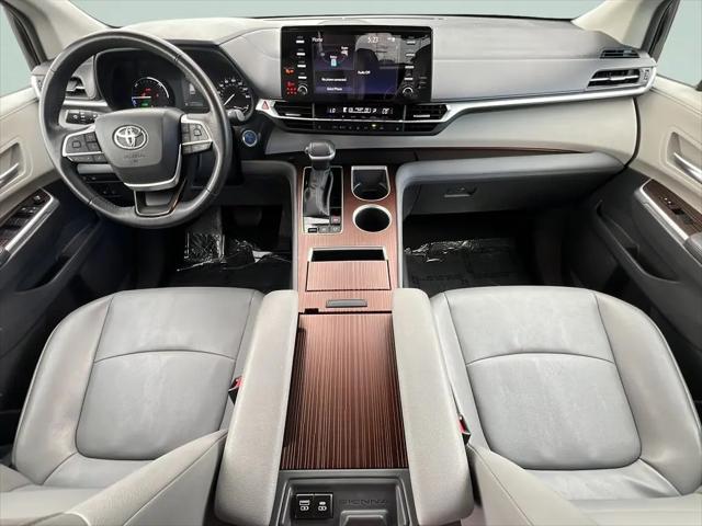2024 Toyota Sienna XLE