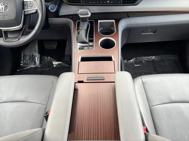 2024 Toyota Sienna XLE