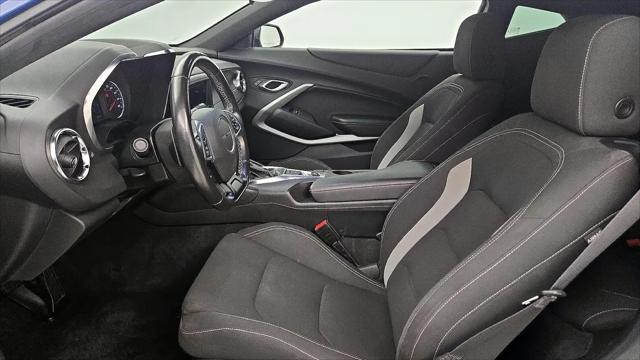 2022 Chevrolet Camaro RWD Coupe 1LS