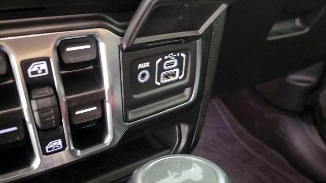 2022 Jeep Wrangler Unlimited Sahara Altitude 4x4