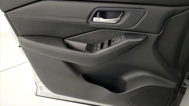 2024 Nissan Rogue SL FWD
