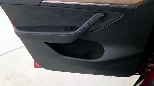 2025 Tesla Model Y Performance Dual Motor All-Wheel Drive