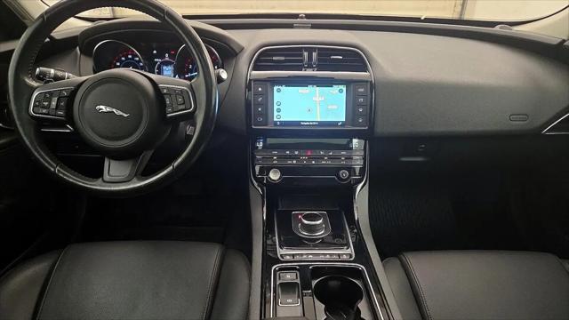 2018 Jaguar XE 25t Premium