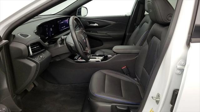 2025 Buick NV Sport Touring FWD