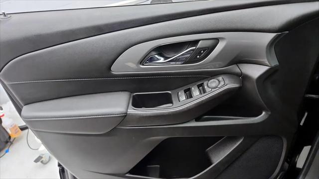 2023 Chevrolet Traverse FWD LT Cloth
