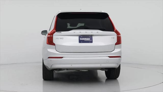 2022 Volvo XC90 T5 Momentum 7 Passenger
