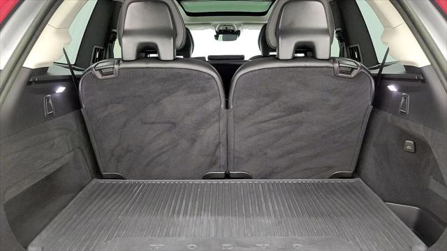 2022 Volvo XC90 T5 Momentum 7 Passenger