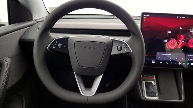 2026 Tesla Model Y Rear-Wheel Drive