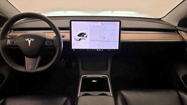 2021 Tesla Model 3 Standard Range Plus Rear-Wheel Drive