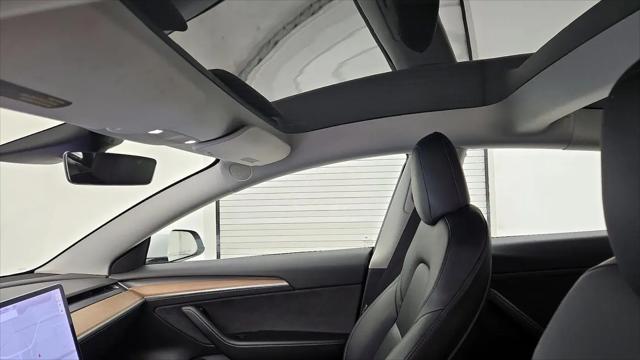 2021 Tesla Model 3 Standard Range Plus Rear-Wheel Drive