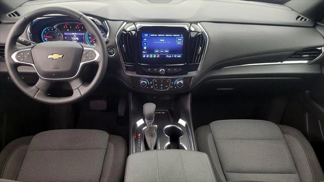 2023 Chevrolet Traverse FWD LT Cloth