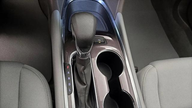 2022 Chevrolet Malibu FWD 1FL