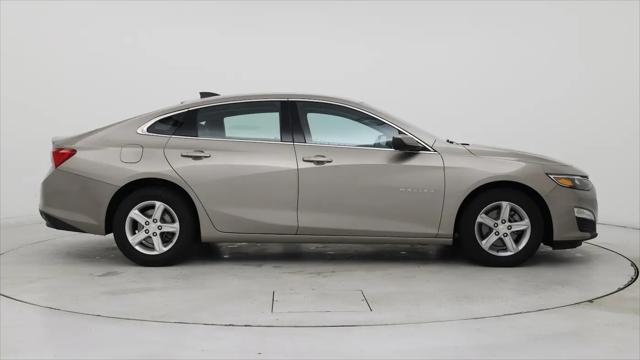 2022 Chevrolet Malibu FWD 1FL
