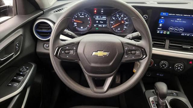 2025 Chevrolet Trax FWD LS