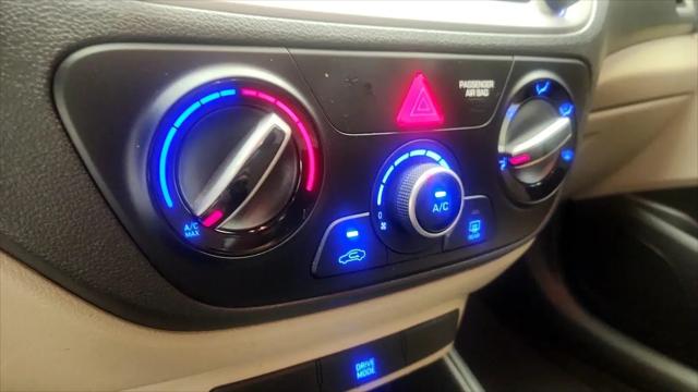 2019 Hyundai Accent SE