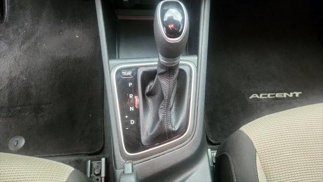 2019 Hyundai Accent SE