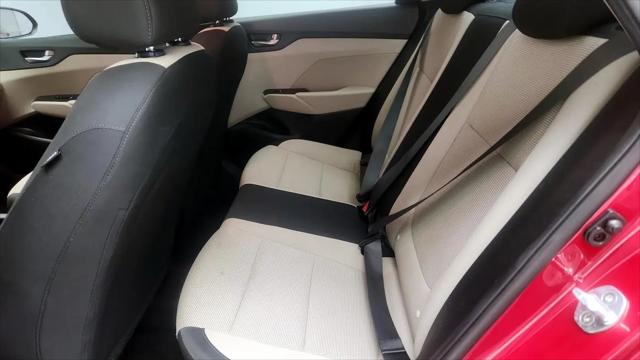 2019 Hyundai Accent SE