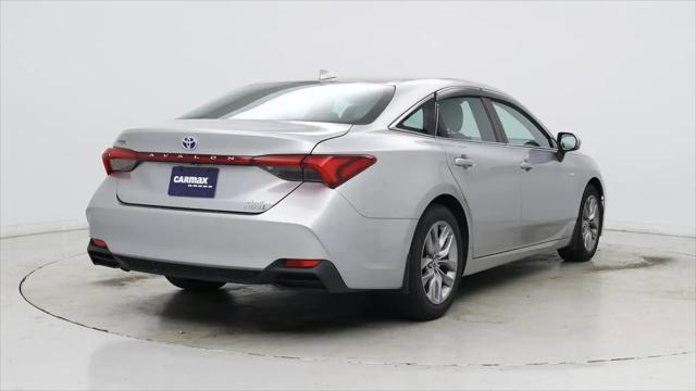 2020 Toyota Avalon Hybrid XLE