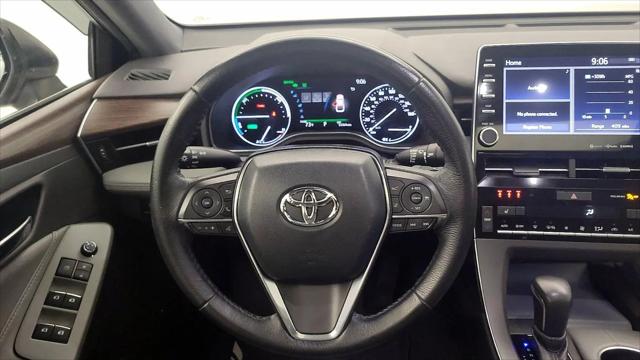 2020 Toyota Avalon Hybrid XLE