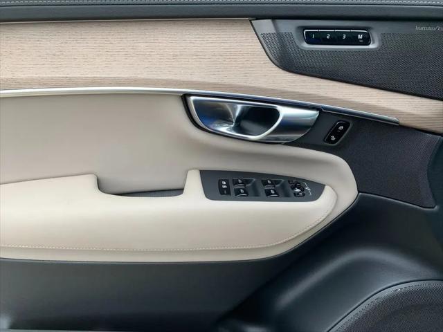 2026 Volvo XC90 Plug-In Hybrid Ultra Dark Theme, T8 AWD, Electric/Gasoline, 7 Seats