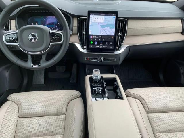 2026 Volvo XC90 Plug-In Hybrid Ultra Dark Theme, T8 AWD, Electric/Gasoline, 7 Seats