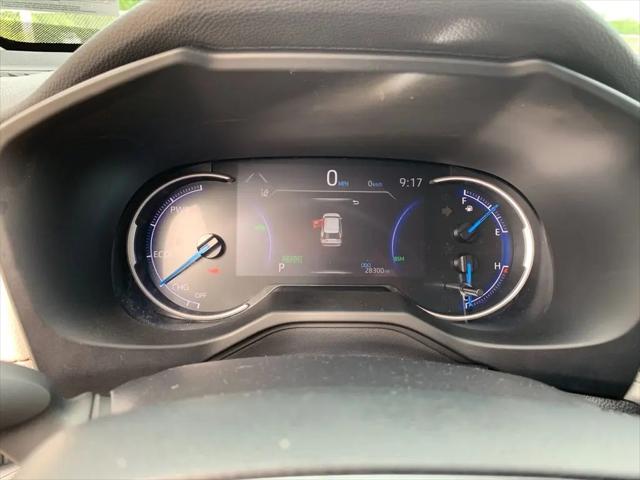 2025 Toyota RAV4 Hybrid XLE