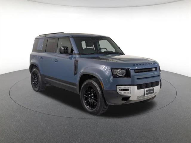 2025 Land Rover Defender 110 P300