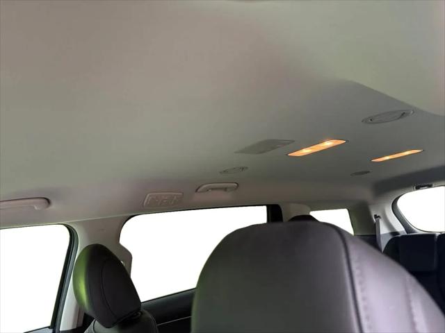 2023 Kia Carnival MPV LX Seat Package