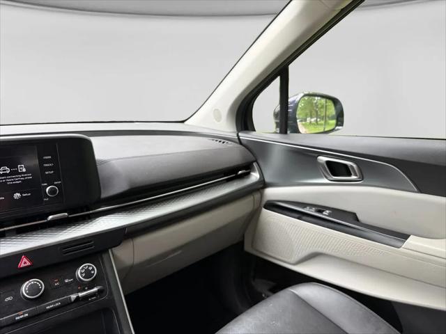 2023 Kia Carnival MPV LX Seat Package