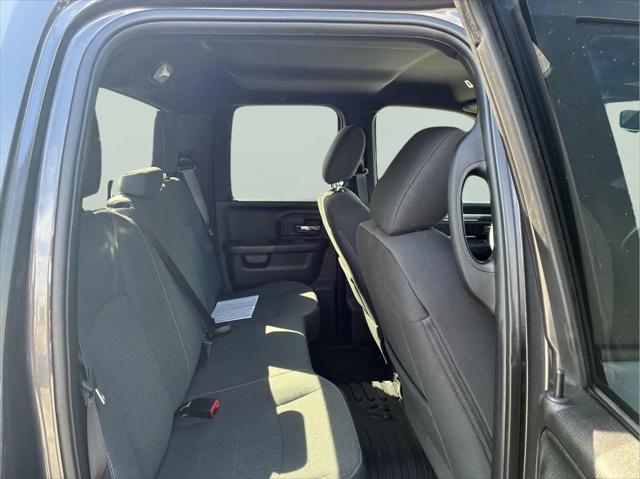 2022 Ram 1500 Classic Warlock Quad Cab 4x4 6'4" Box