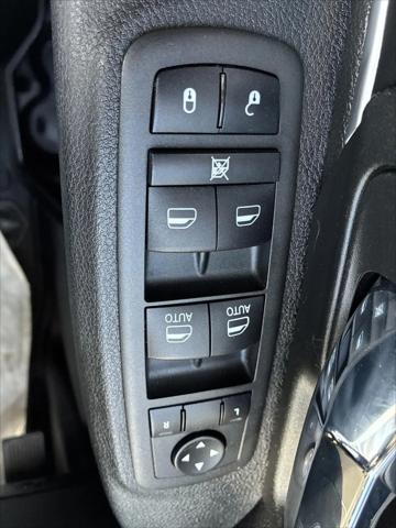 2022 Ram 1500 Classic Warlock Quad Cab 4x4 6'4" Box