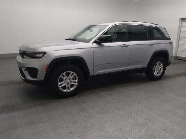 2023 Jeep Grand Cherokee Laredo 4x4