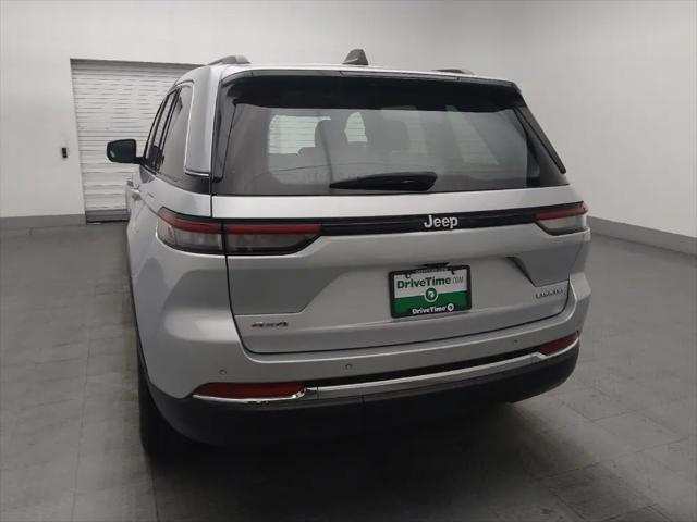 2023 Jeep Grand Cherokee Laredo 4x4