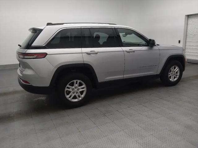 2023 Jeep Grand Cherokee Laredo 4x4