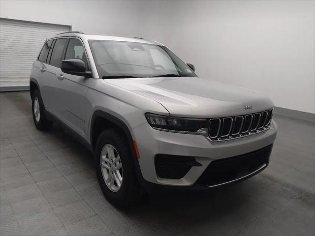 2023 Jeep Grand Cherokee Laredo 4x4