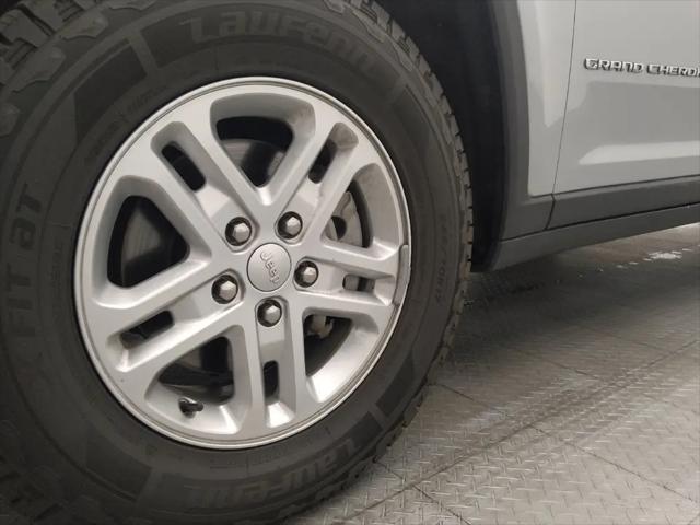 2023 Jeep Grand Cherokee Laredo 4x4