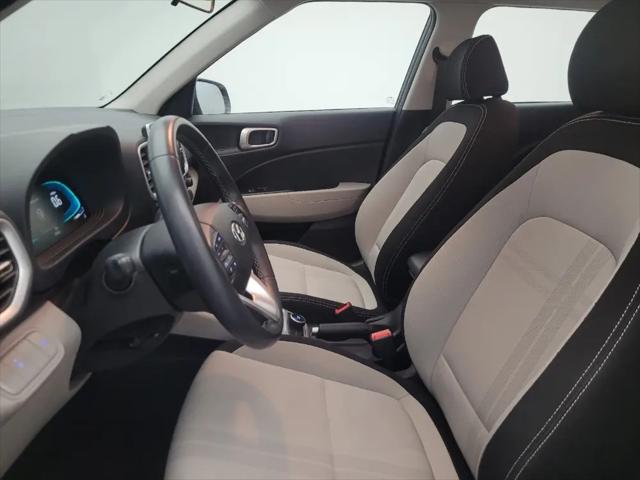 2025 Hyundai Venue SEL