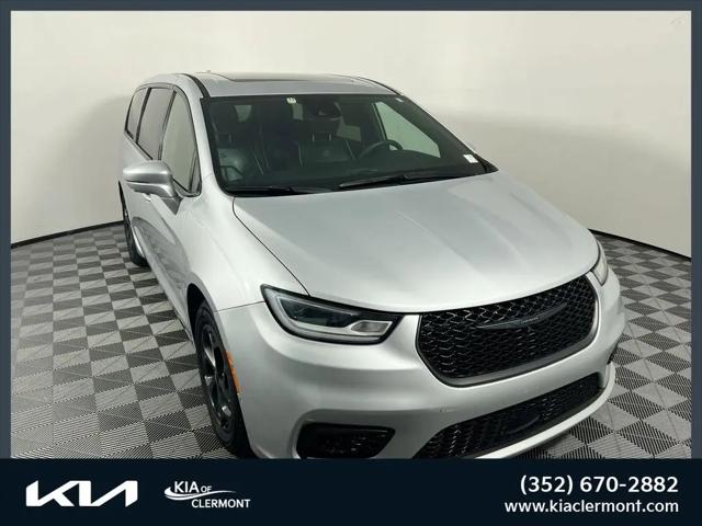 2022 Chrysler Pacifica Hybrid Limited for sale in Clermont, FL