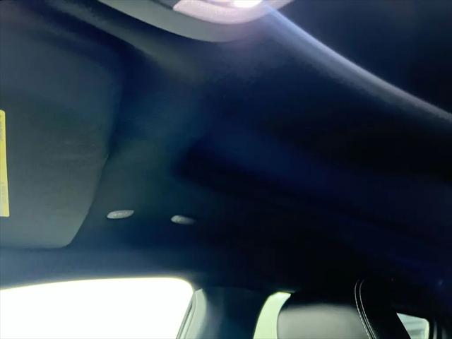 2022 Chrysler Pacifica Hybrid Limited