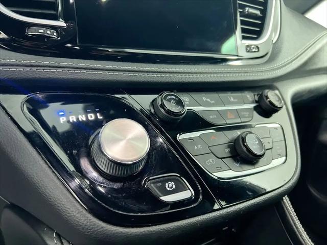 2022 Chrysler Pacifica Hybrid Limited