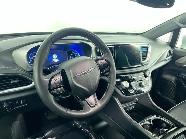 2022 Chrysler Pacifica Hybrid Limited