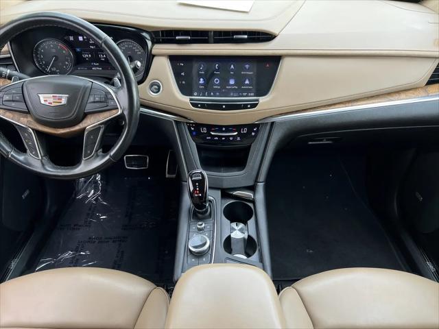 2021 Cadillac XT5 Sport