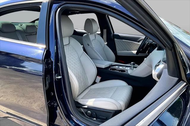 2023 Genesis G70 3.3T RWD