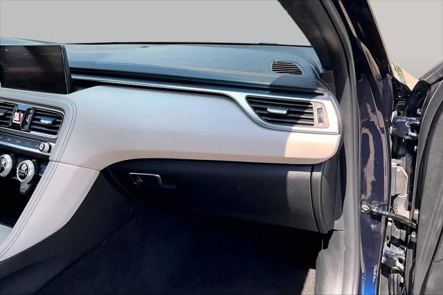2023 Genesis G70 3.3T RWD