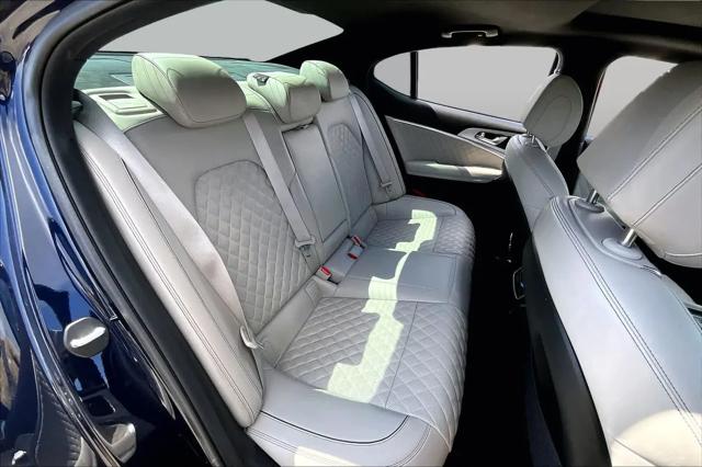 2023 Genesis G70 3.3T RWD